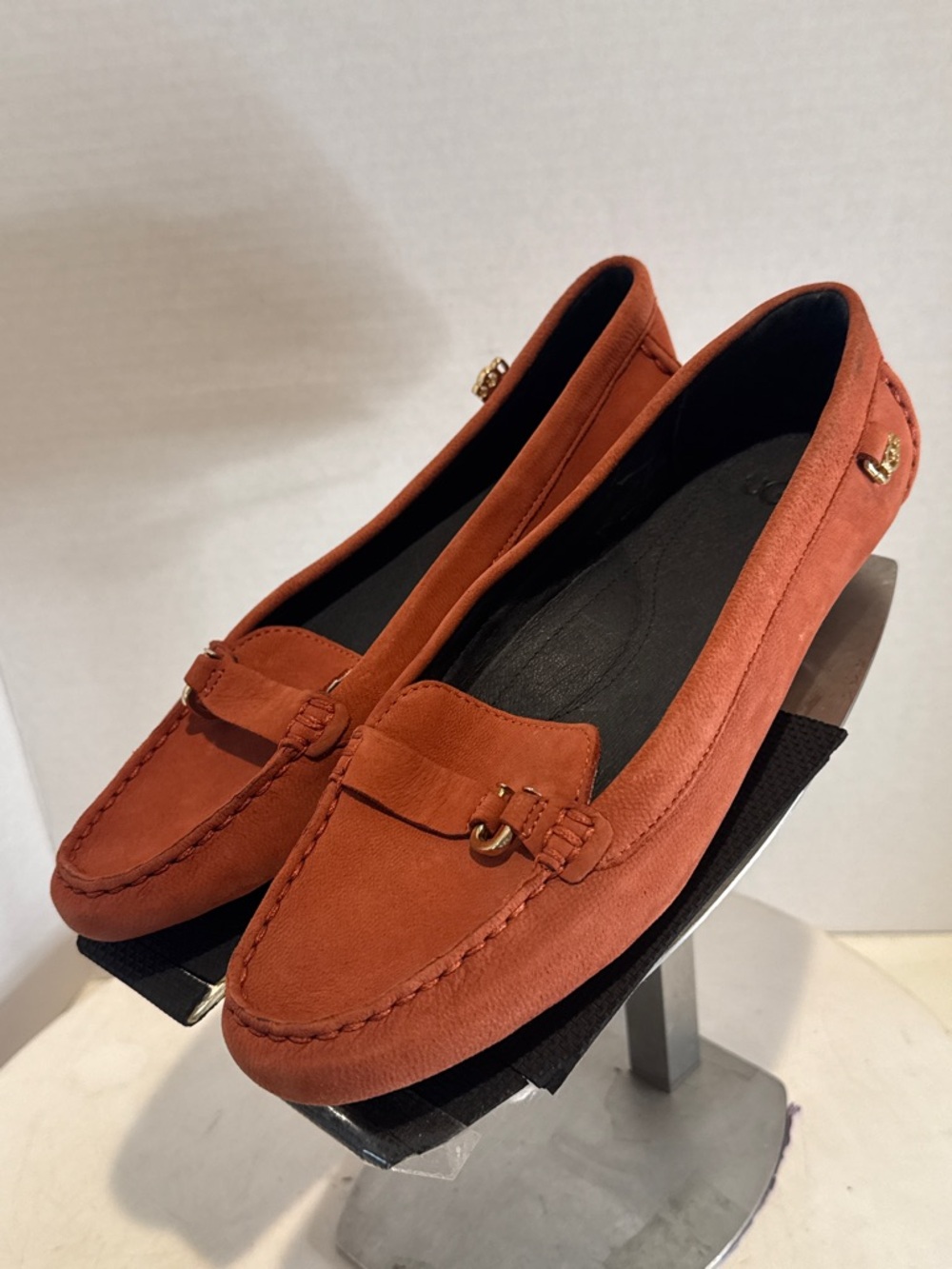 UGG Callen  Women's Driving Loafers size 7.5 runs small